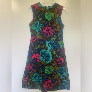 Gorgeous condition vintage Ilene  Ricky dress. 1960s. 1950s. Linen floral.